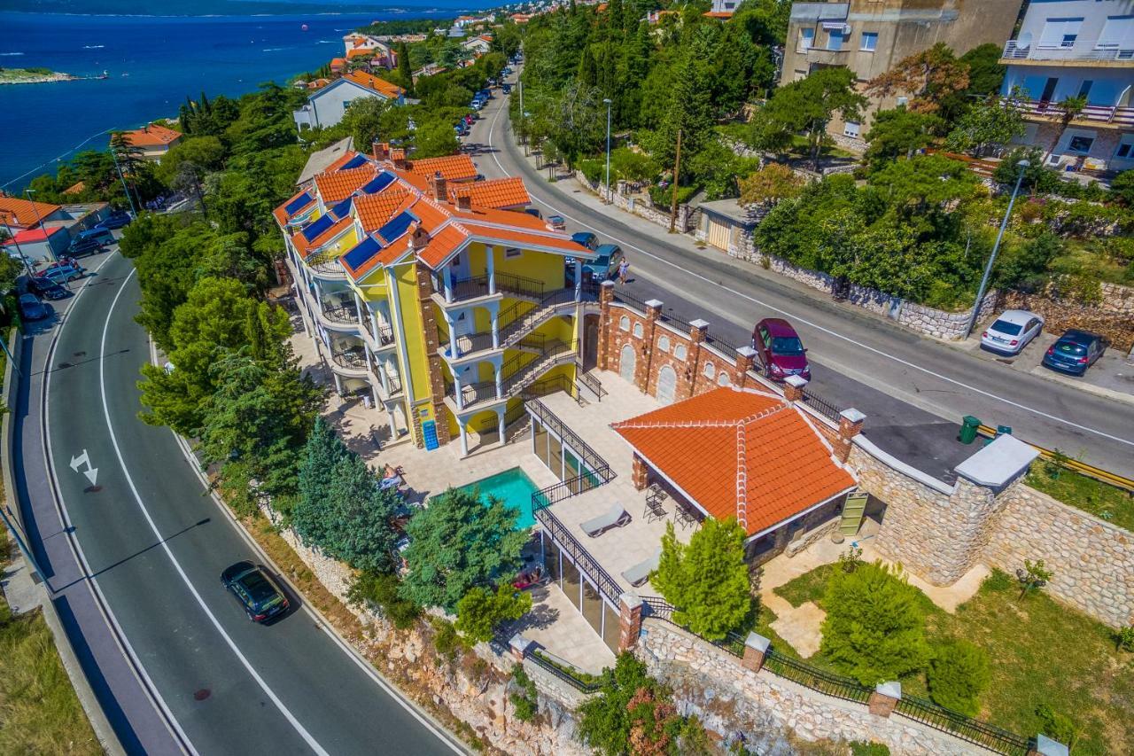 Palace Paulina Luxury Residence Novi Vinodolski Exteriör bild